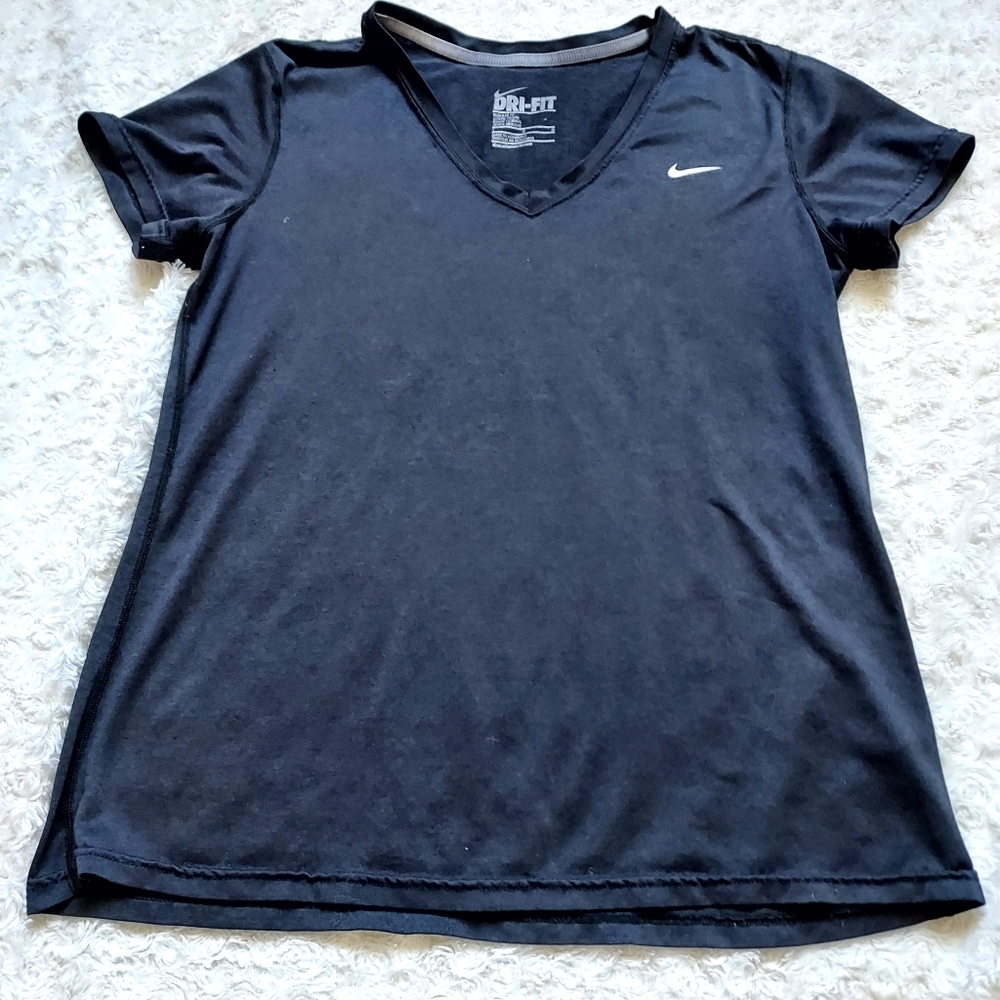 Nike Black Dri Fit V-neck wicking workout T-shirt Large Gym Yoga